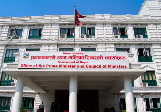 ५ सचिवको सरुवा गर्ने मन्त्रिपरिषदको निर्णय, को कहाँ पुगे ?