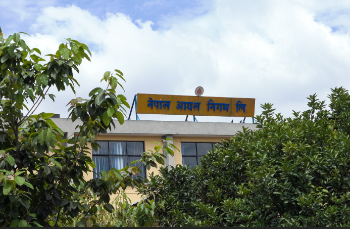 आयल निगममा ओभरटाइम भत्ता कटौती गर्ने सरकारको तयारी, के भन्छ निगम ?