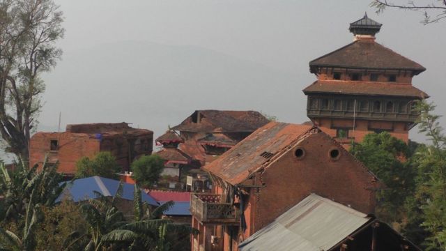 साततले दरबार पुनःनिर्माण गर्न चिनियाँ प्राविधिक टोली बल्ल नेपाल आइपुग्यो