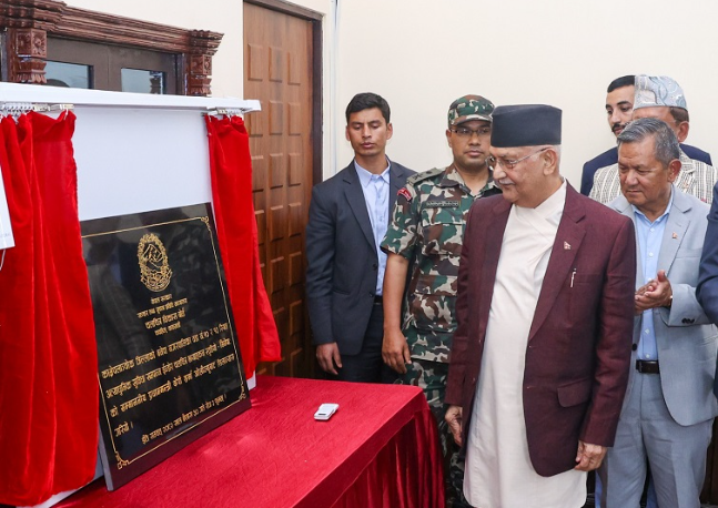 प्रधानमन्त्री ओलीद्वारा चलचित्र छायाङ्कन स्टुडियोको निर्माणका लागि शिलान्यास