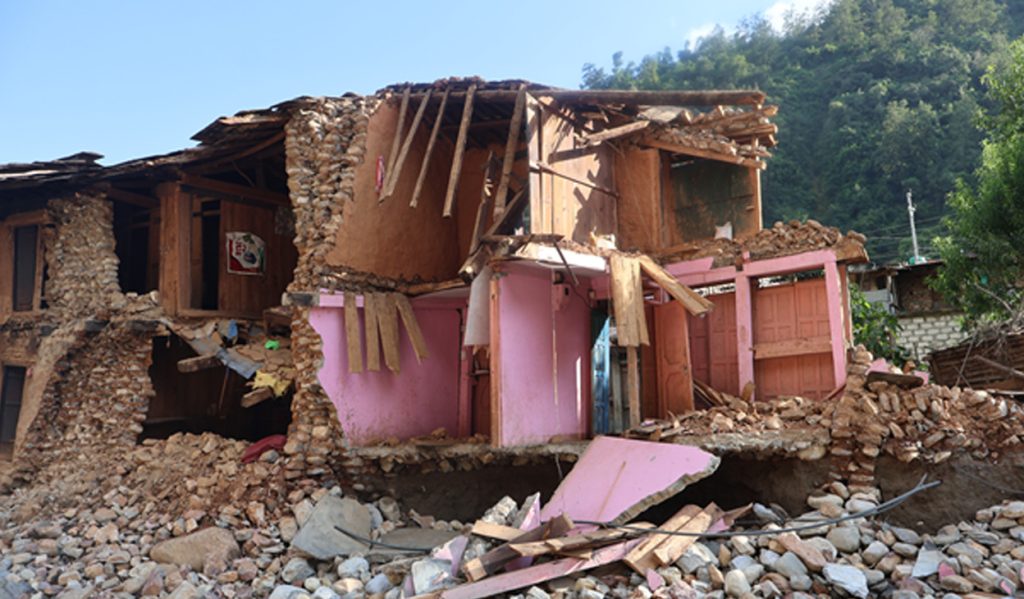 बागलुङका विपद् प्रभावित ६ स्थानीय तहलाई २ करोड अनुदान
