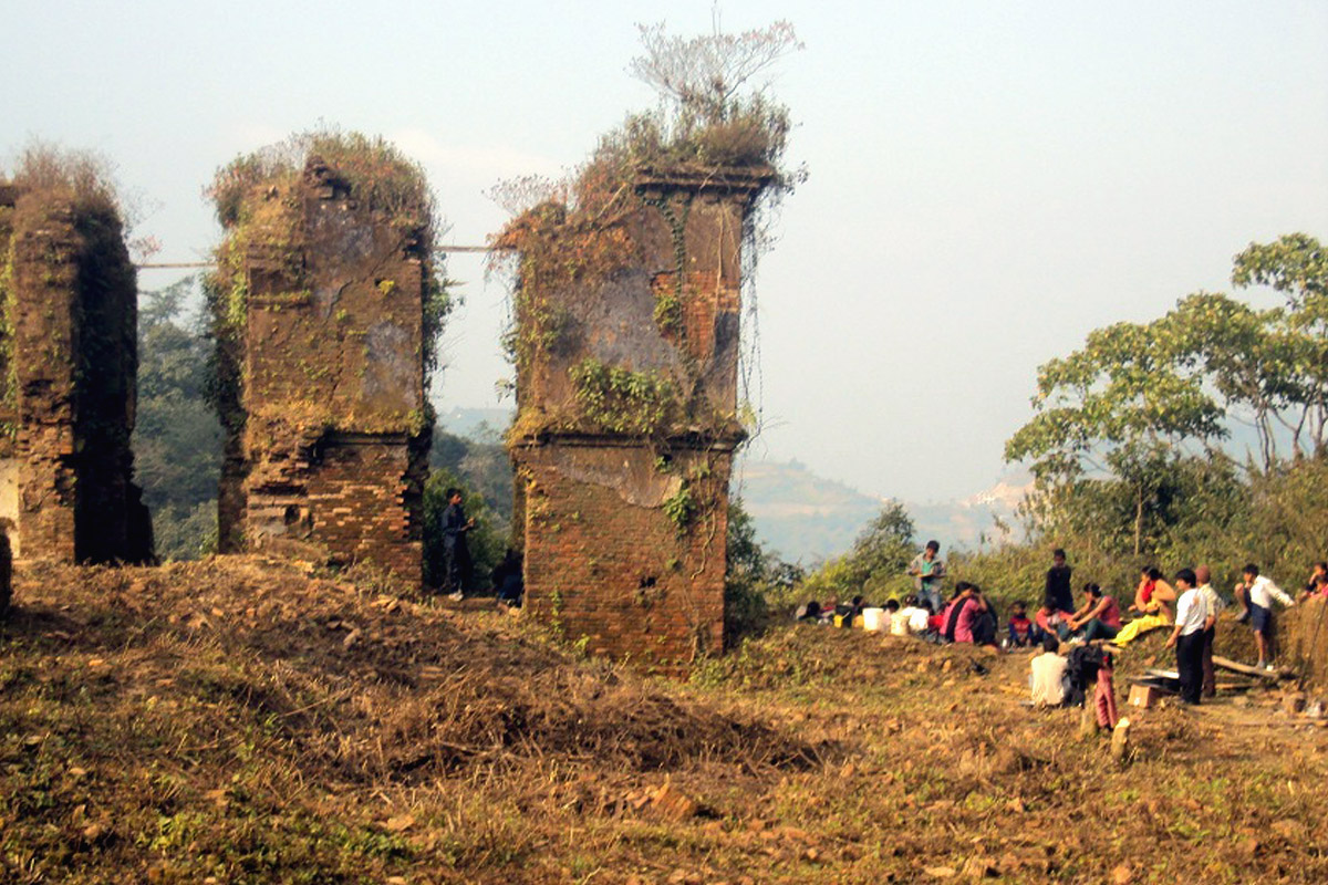 ऐतिहासिक रुपमा रहेको पौवागढी ओझेलमा