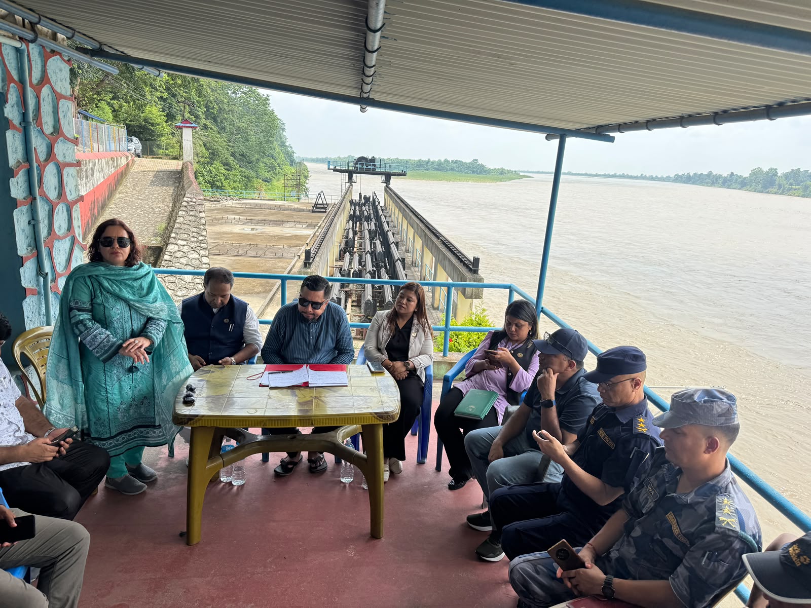 ठूला सिँचाइ आयोजनाले पलायन रोक्न र रोजगारी बढाउन सक्छन् : मन्त्री श्रेष्ठ