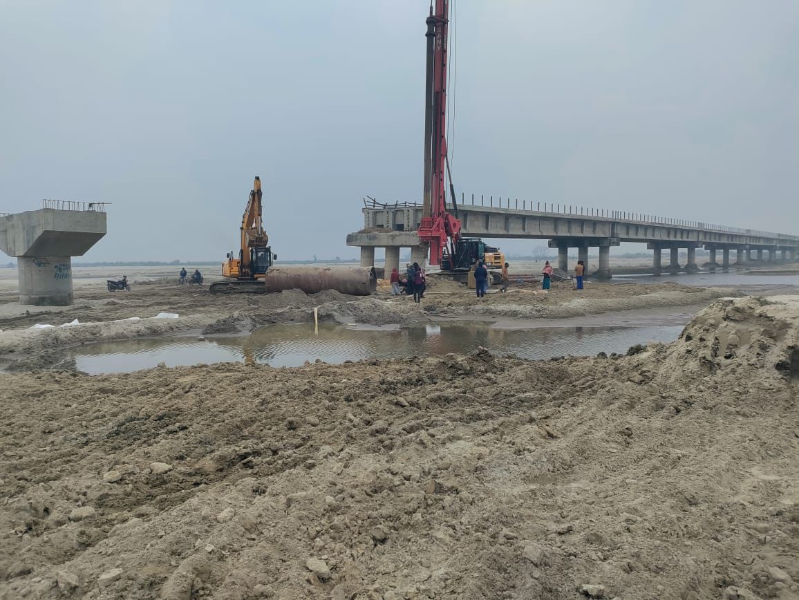 सिराहा र धनुषा जोड्ने कमला पुलको बाँकी काम हुँदै, चैतभित्र सञ्चालनमा ल्याउने लक्ष्य