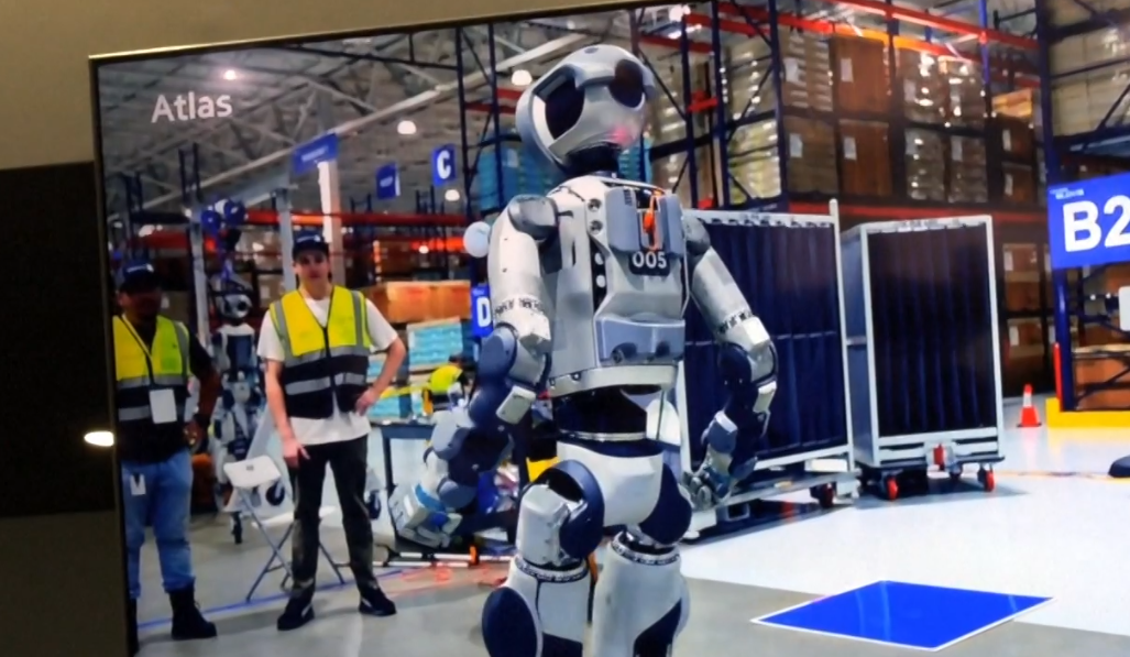 चीनले विकास गरेका ह्युमनोइड रोबोटिक्सको विश्वभर चासो