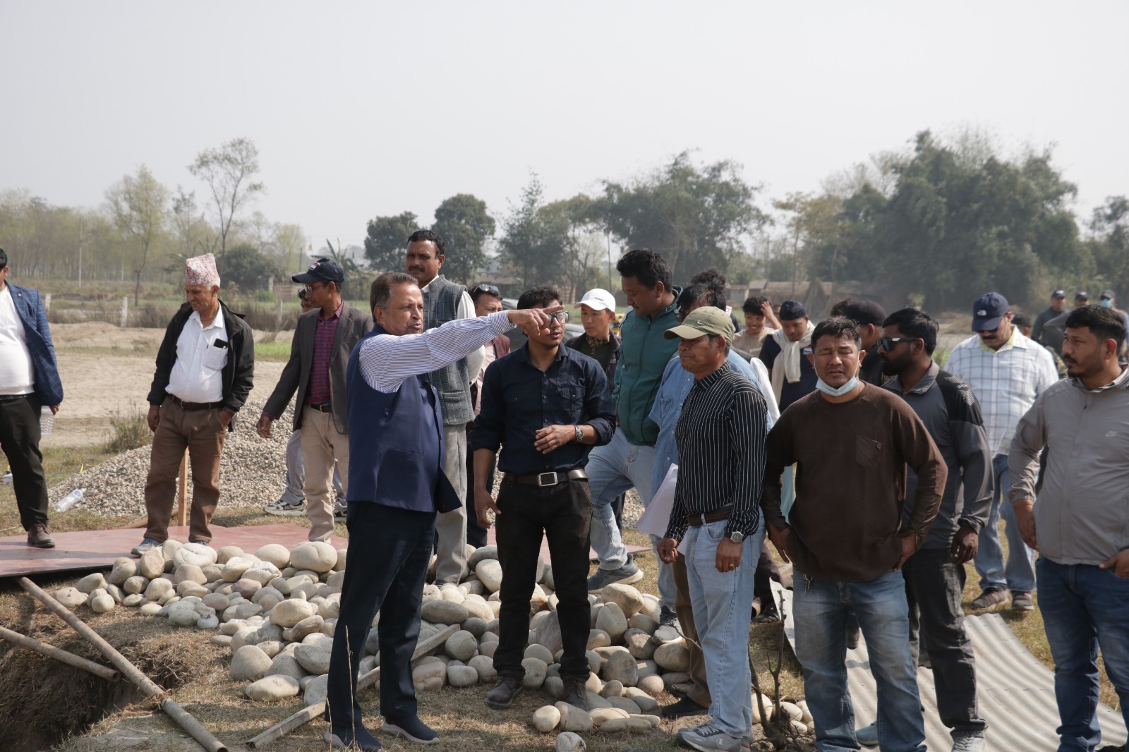 नवलपरासी १ मा विनोद चौधरीलाई चुनावी चटारो, बाँध विस्तारदेखि विद्युत् उत्पादन वृद्धिसम्मका योजना