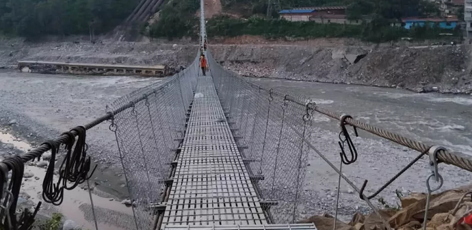 निर्माण व्यवसायी महासंघद्वारा नुवाकोटमा २६८ मिटर लामो झोलुङ्गे पुल निर्माण