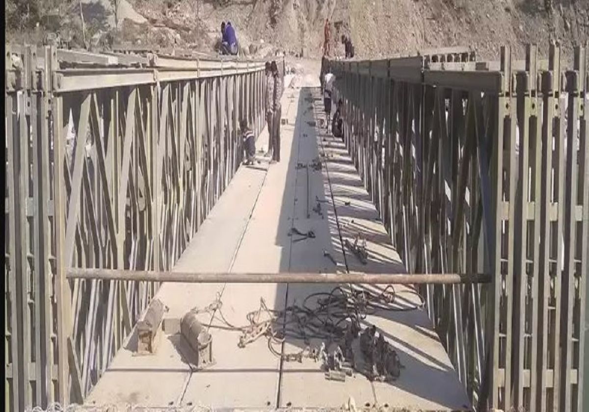 पुल निर्माणमा ढिलाई हुँदा जनतालाई सास्ती 