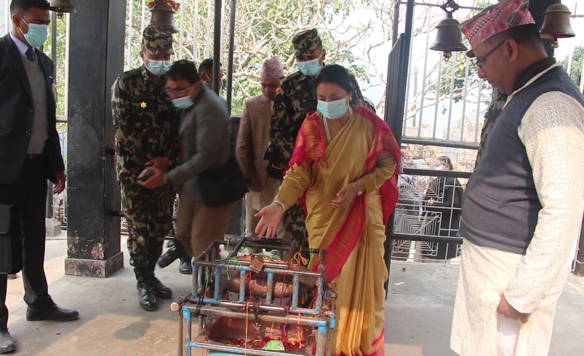 राष्ट्रपति भण्डारीद्वारा सुनसरीका धार्मिकस्थलको दर्शन